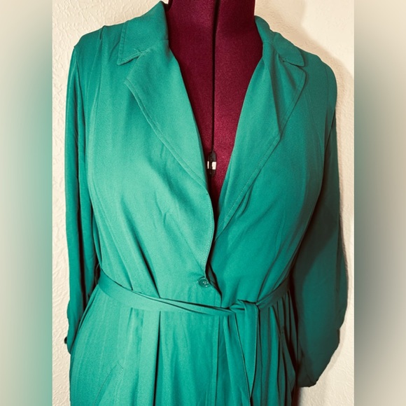 3x fits 3x 4x ⭐️ NEW w $70 TAG Torrid Polyester Chiffon Trench Lightweight Coat - Picture 7 of 11